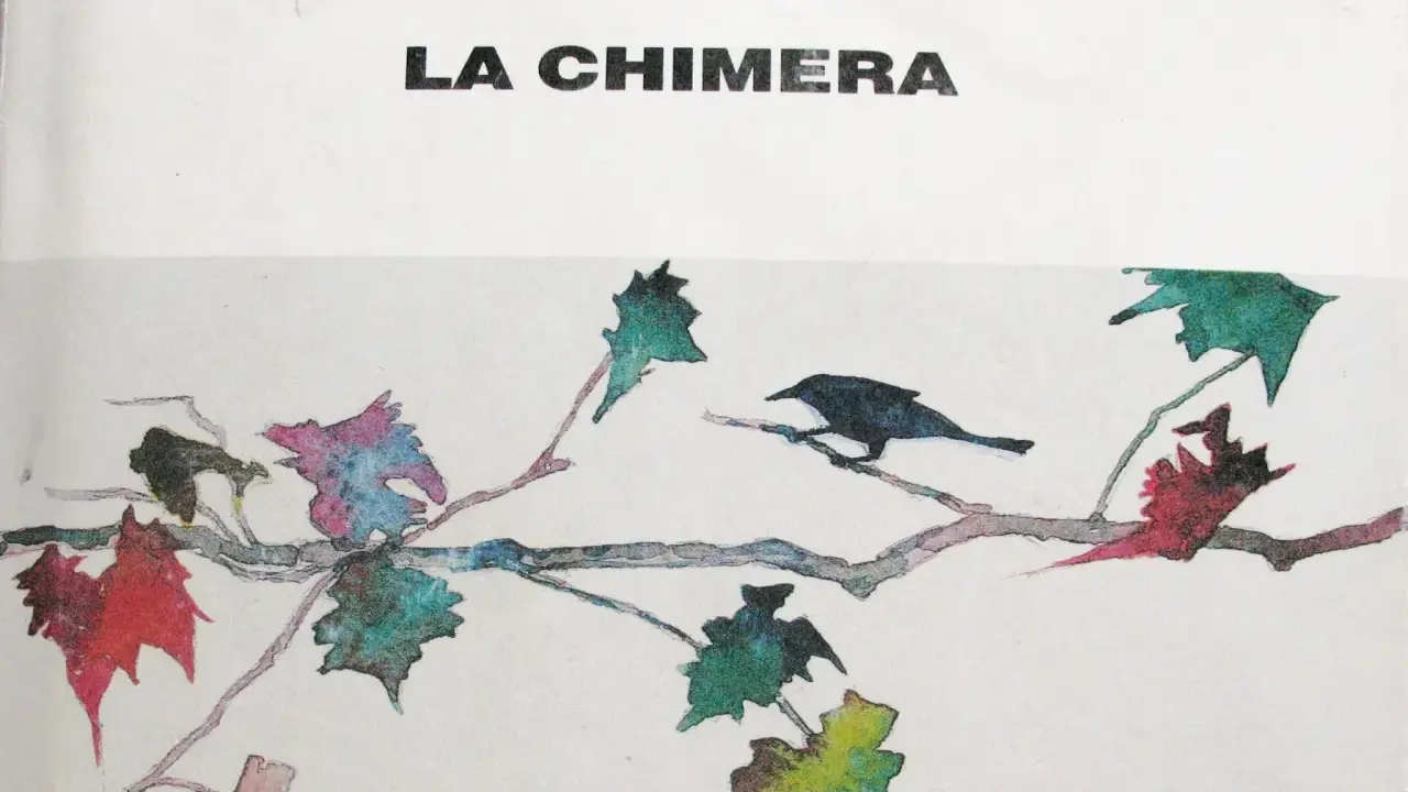 Copertina del libro "La Chimera" di Sebastiano Vassalli, con un ramo fiorito e uccelli stilizzati.