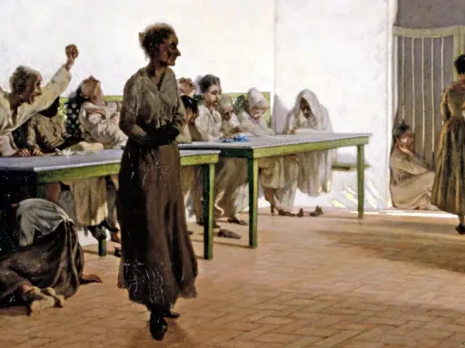 La sala delle agitate: donne in abiti lunghi, alcune sedute ai tavoli, altre in piedi, mostrano espressioni di angoscia e agitazione.
